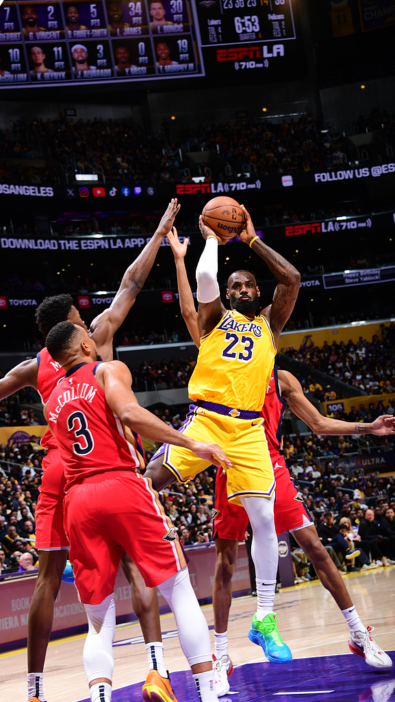 NBA湖人队表现出色，取得五连胜