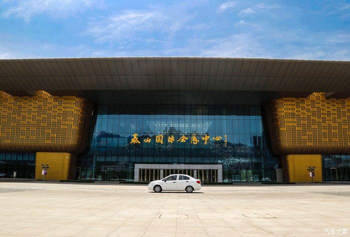 福建天信继续保持不败，稳居中游位置